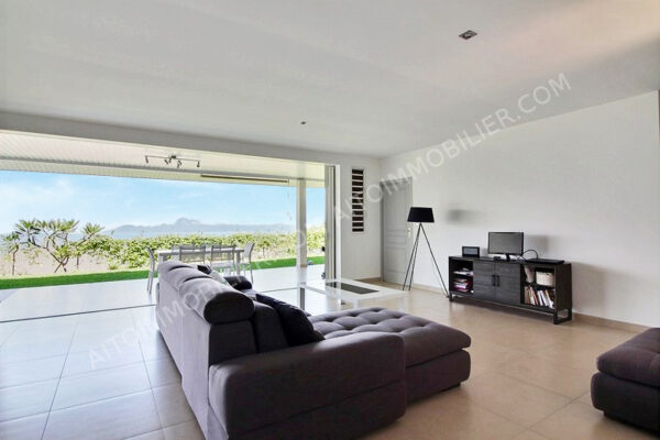 TAHITI. Punaauia maison de type F4 3 CHAMBRES PISCINE – Image 2