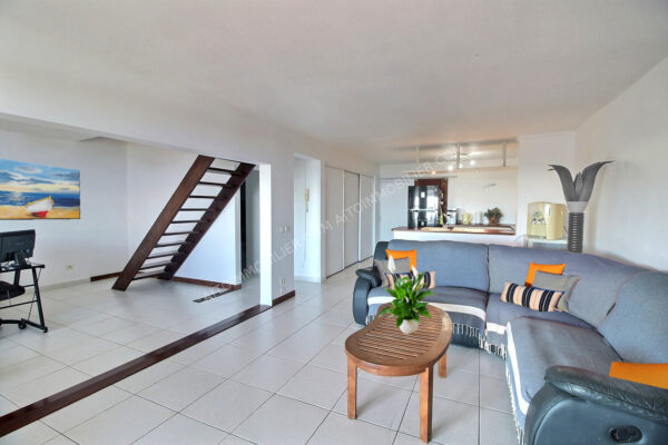 TAHITI. Vente Appartement PUNAAUIA - 3 pièces ET PISCINE. – Image 2