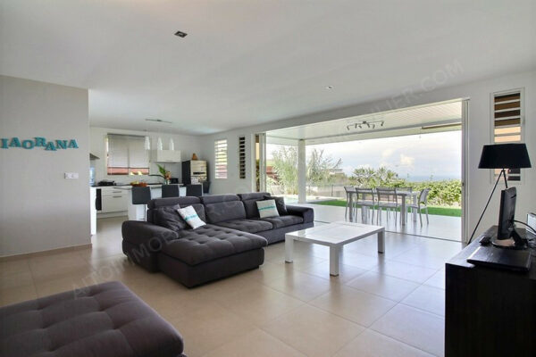 TAHITI. Punaauia maison de type F4 3 CHAMBRES PISCINE – Image 3