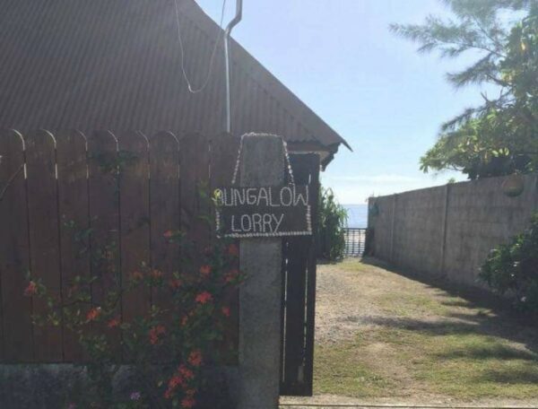 MOEREA sur la plage de Temae, Loue un Bungalow lorry bord de mer – Image 2
